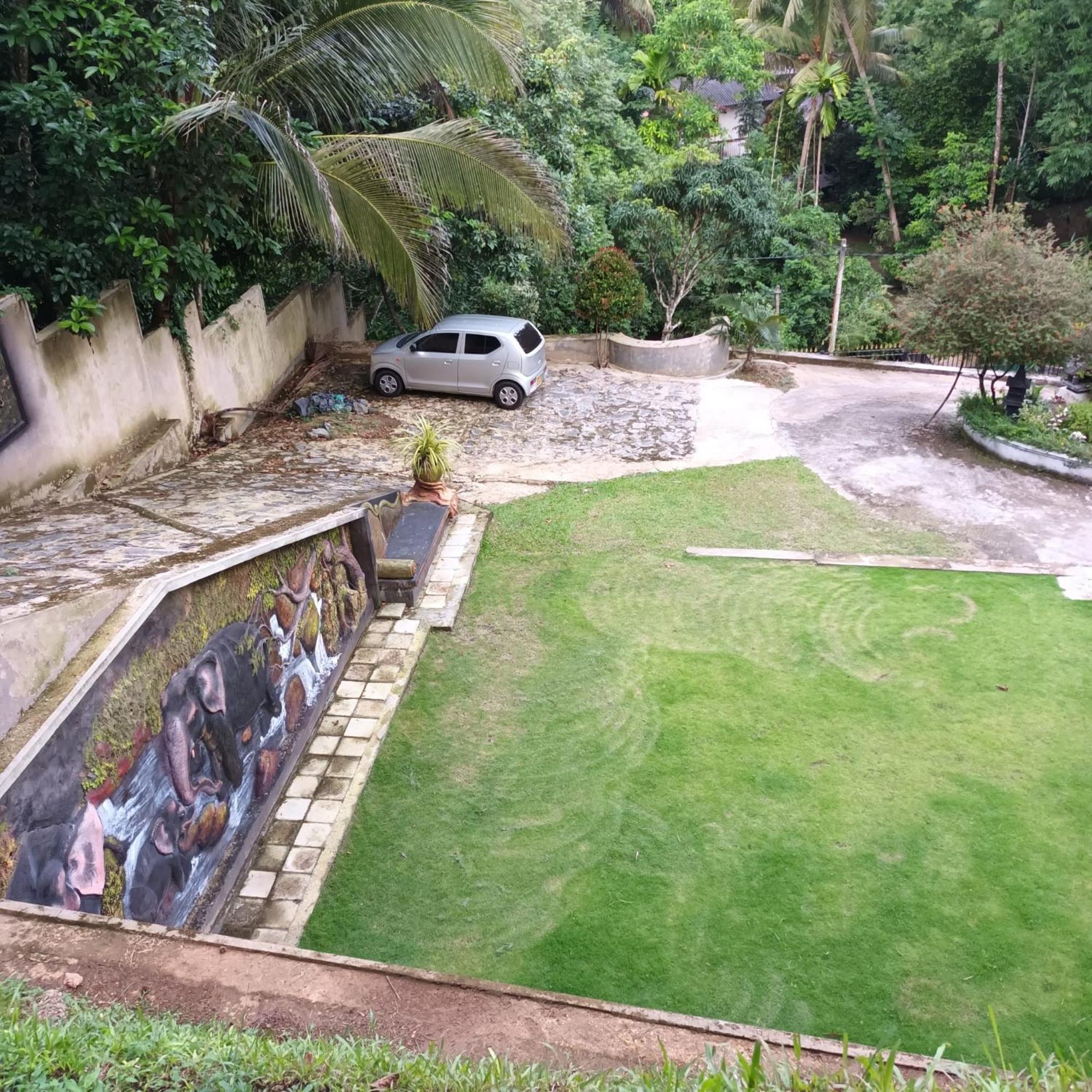 Heaven Palace Kandy Exterior foto
